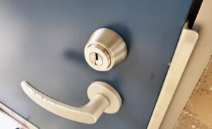 引越し先の鍵交換で前住人による鍵コピー対策